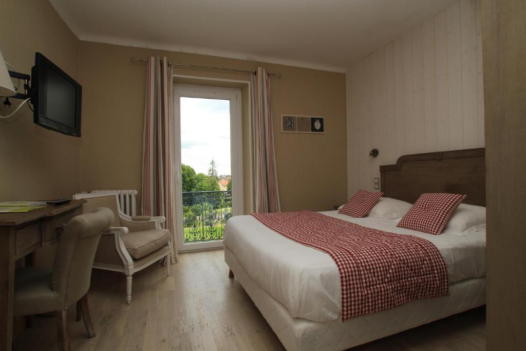 Logis Hotel Restaurant Spa Beau Site Luxeuil-les-Bains Pokoj fotografie