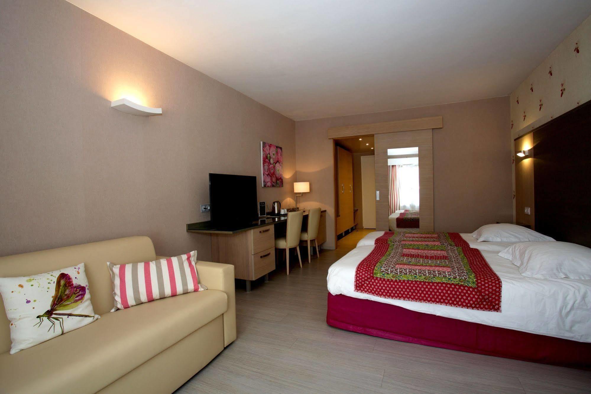 Logis Hotel Restaurant Spa Beau Site Luxeuil-les-Bains Exteriér fotografie